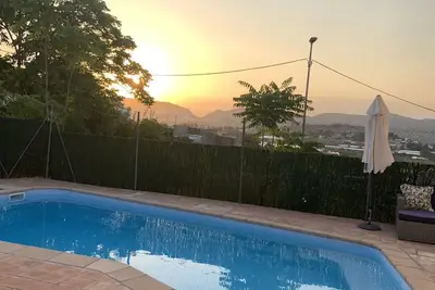 Cehegin-Pool-A/Con-Wifi-Sleeps 10-Games Room-Free Parking-Bbq