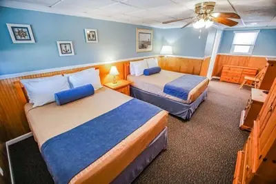 Image de Stunning 1br Condo Steps to Island Free Library
