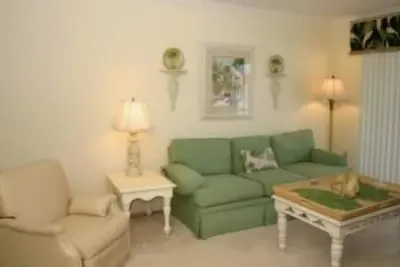 Image de 2 Bed/1 bath Condo Steps to Siesta Key Beach!