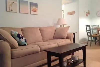 Image de 2 Bed/1 bath Condo Steps to Siesta Key Beach!