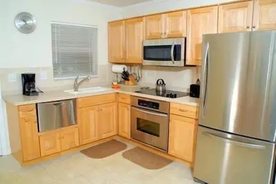 Image de 2 Bed/1 bath Condo Steps to Siesta Key Beach!