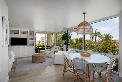 Image de Pristine Residence with Direct Gulf Views at the Renowned Island Beach Club