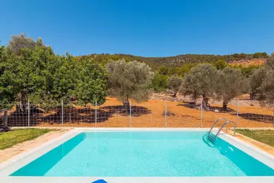Image de Beautiful finca with pool and garden in Biniamar.