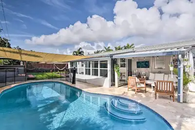 Image de Tropical Home w/ Outdoor Oasis: 2 Mi to Beach