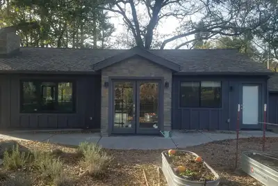 Image de Napa Valley Vineyard Home on Howell Mountain - Minutes to award-winning wineries