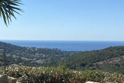 Image de Magnifique Villa vue mer à 180° au calme absolu, entièrement rénovée