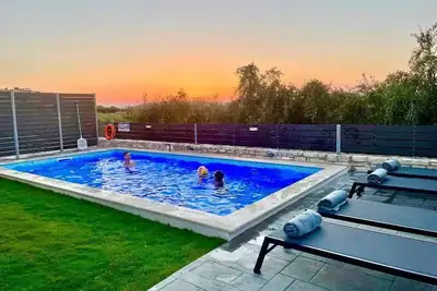 Image de New Villa Sheila with private pool and Bbq.