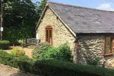 Image de Magical setting for you to relax and unwind in beautiful Shropshire countryside.