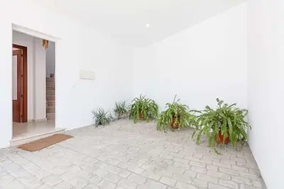 Image de Great House, Duplex, Patio and Parking
