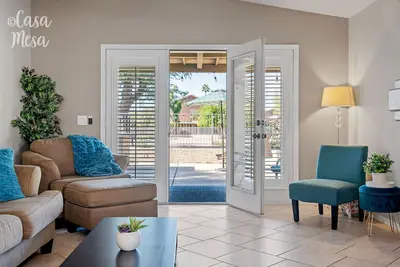 Image de Lake views + beautiful & serene East Valley home - Mesa Superstition Springs Phx