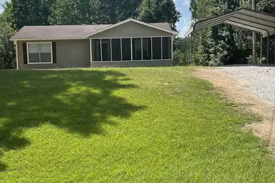 Image de Cabin near boat ramp at Sardis Lake
