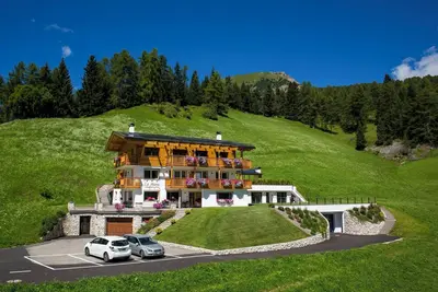 Image de Appartement de vacances \"Comfort La Mana\" avec vue sur la montagne, Wi-Fi et jardin