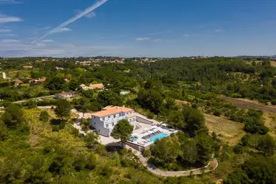Image de Quinta da Serra - Villa - Heated Pool, Jacuzzi!