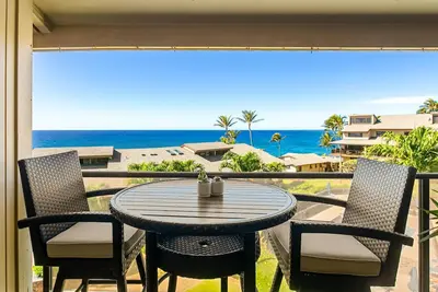 koolkondo 2302 Makahuena Oceanfront with Ac