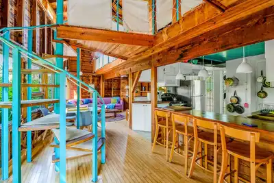 Image de Charming home close to beach with fast WiFi & washer/dryer - dog-friendly