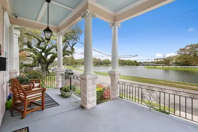 Image de Luxury On The Bayou | Parking | Steps to City Park
