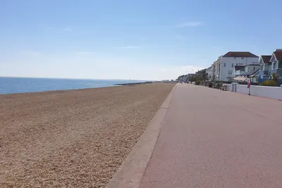 Image de Seahorse House, Stunning large house next to beautiful beach & park, nr zoo. Hythe
