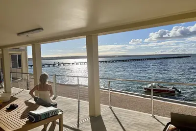 Image de Beachside & Jetty View Apartment 1 (Admiral Apartment)