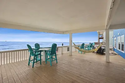 Image de Shore is Fine - Beachfront, AwesomeViews