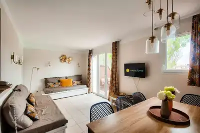 Image de Maison 4 Pièces 8 Personnes Vue piscine - Sélection - super Home