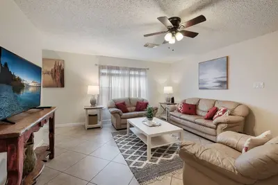 Image de ✨Pet-friendly getaway by Sea World & Six Flags: Your ideal home for an Sa Vacay!