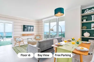 Image de Mvr Biscayne Bay Views That Stun Daily