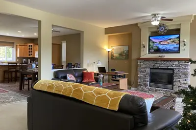 Image de ❤ Comfy, bright, spacious home ✔ Long stays