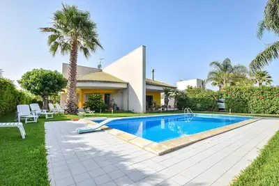 Image de Bel appartement à S. Croce Camrina Rg