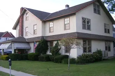 Image de This home on Kearney sleeps 14!