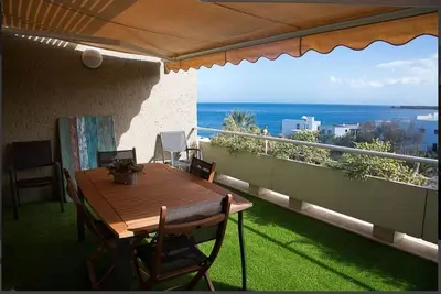 Appartement avec vue sur la mer 3d