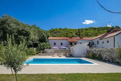 Image de Belle maison à Tribalj avec WiFi