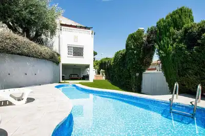 Image de Superbe maison de 5 chambres à Alella