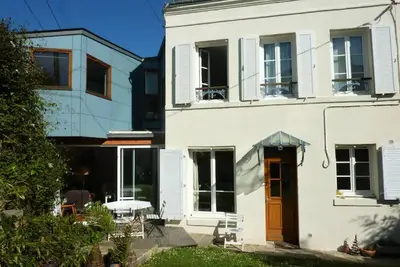 Image de Maison exposée sud dans quartier calme à 5 mn à pied de la plage