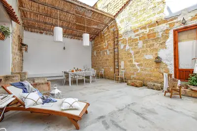 Image de Superbe appartement de 2 chambres à.