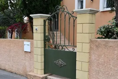 Image de Studio 25m2 indépendant dans Villa :  Wi-fi + terrasse