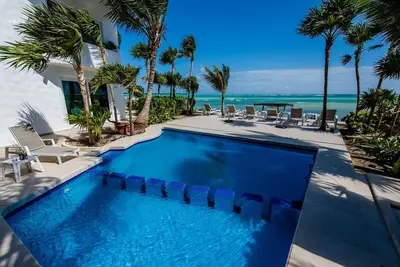 Image de Oceanfront Lux Villa w\/Infinity Pool! Book memorable services\/tours! Onsite staff