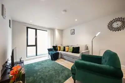 Image de 30% Off Monthly Relocations Or Business 2 Bed Apt- St Martins Place l Free- Wifi