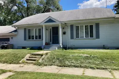Image de Cute House close to Notre Dame Stadium!