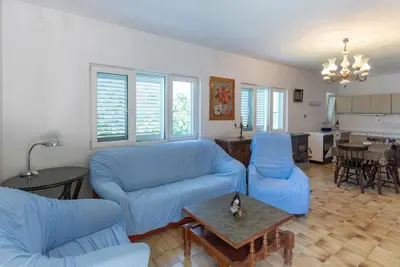 Image de Superbe maison à Opuzen avec WiFi