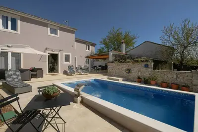 Image de Superbe maison Ă Fradelani avec WiFi
