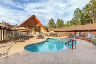 Image de Two Serene Units! Group Outdoor Travel, Near Woods Canyon Lake, Pool