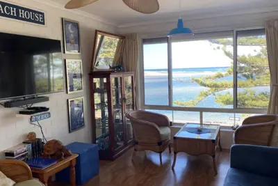 Image de Calm Waters Unit 11 - Stunning waterfront views of Pumicestone Passage