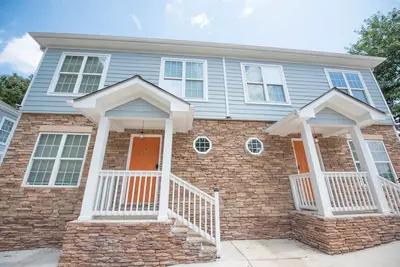 Image de Gated Modern Home 15min away Atlanta with 7 beds B