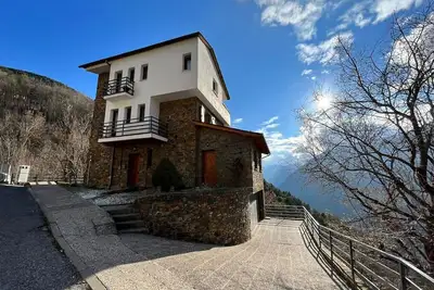 Image de Maison spacieuse (7 personnes)avec vue incroyable