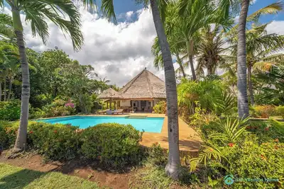 Image de Serenity at a glance @ Lokapaksa, Seririt