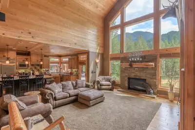 Image de Special 3rd night free stay before May 23rd Hot-tub, private