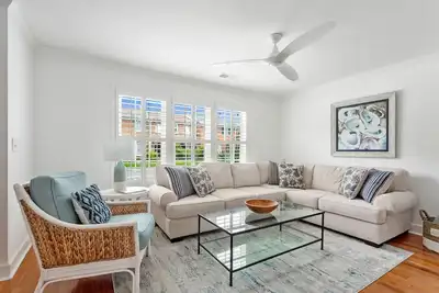 Image de The Baytree | Fenced Patio | Quiet Neighborhood