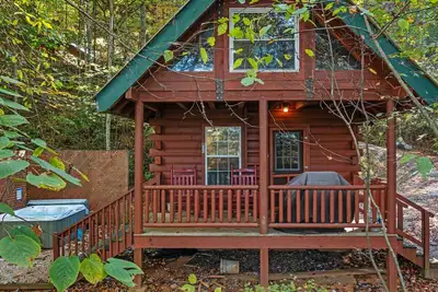 Good life cabin 1 · Rustic Log Cabin