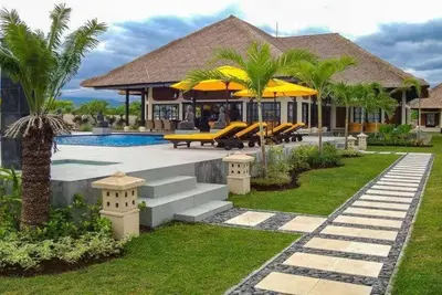 Image de Maison de vacances Desa Rangdu pour 1 - 12 personnes avec 6 chambres à coucher - Maison de vacances
