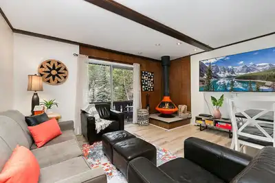 Image de Large Riverfront Townhome, 1/2 Mile from Rmnp!